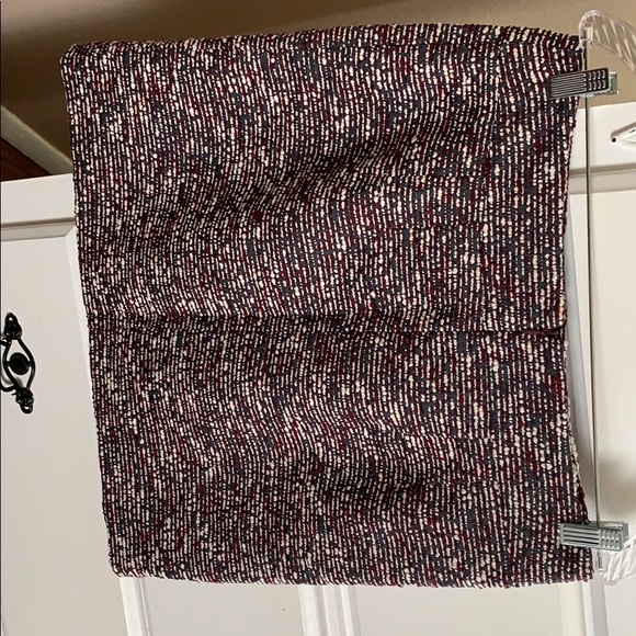 Women’s skirt - Picture 3 of 5